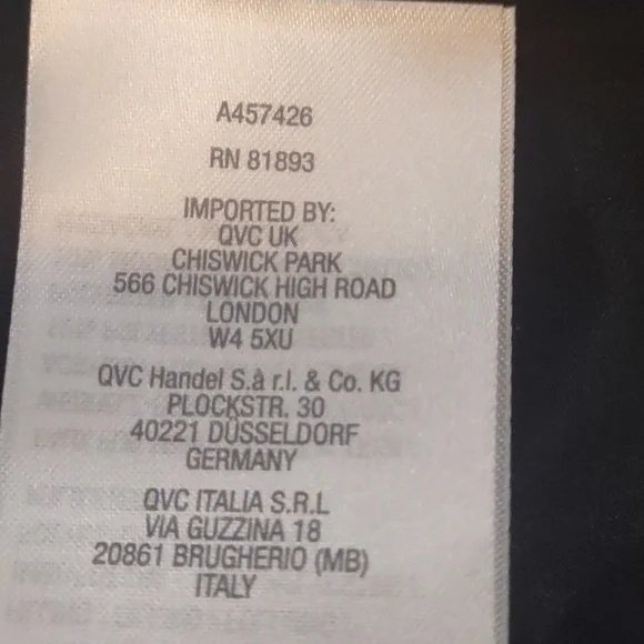 Dennis by Dennis Basso black quilted puffer jacket with faux fur trim EUC - Picture 8 of 16